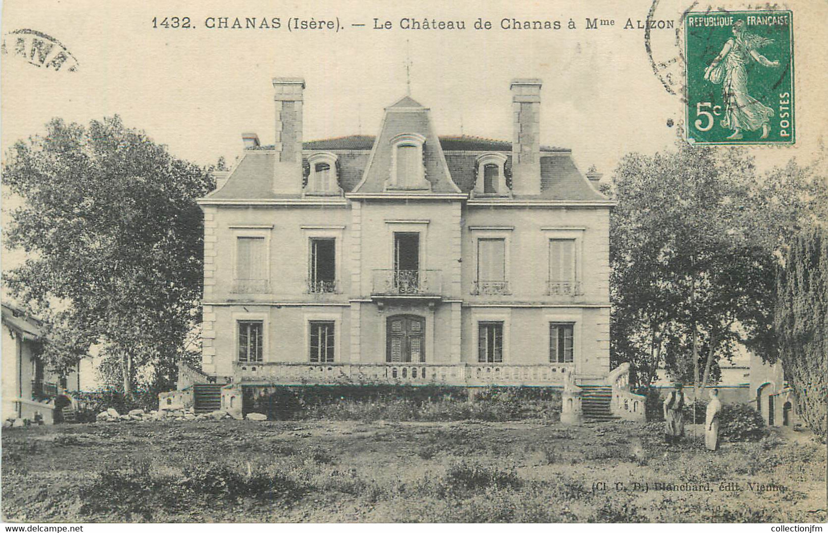 CPA FRANCE 38 " Chanas, Le Château". - Chanas