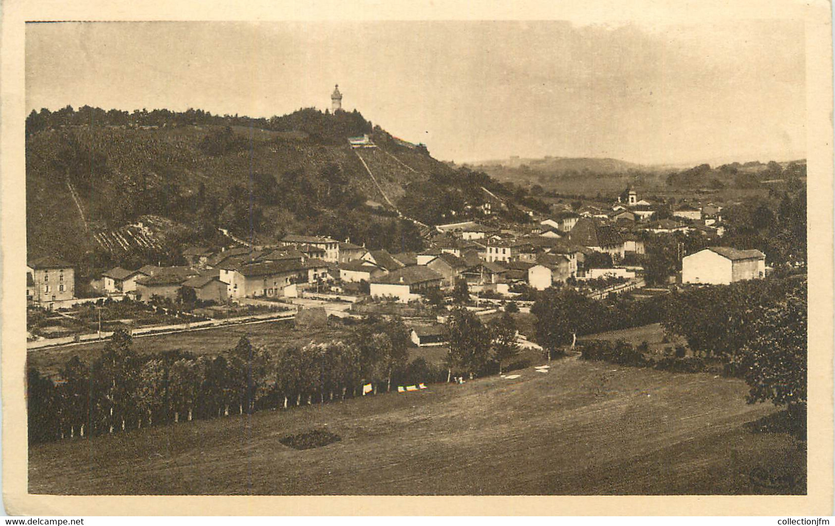 CPA FRANCE 38 " Châtonnay, Vue Générale". - Châtonnay