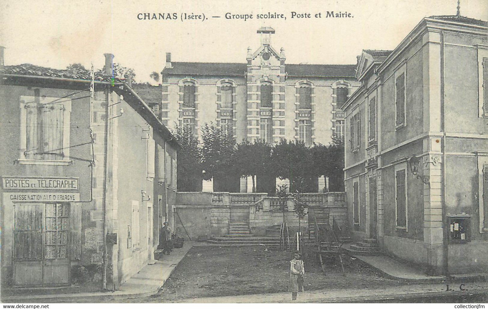 CPA FRANCE 38 " Chanas, Groupe Scolaire, Poste Et Mairie". - Chanas