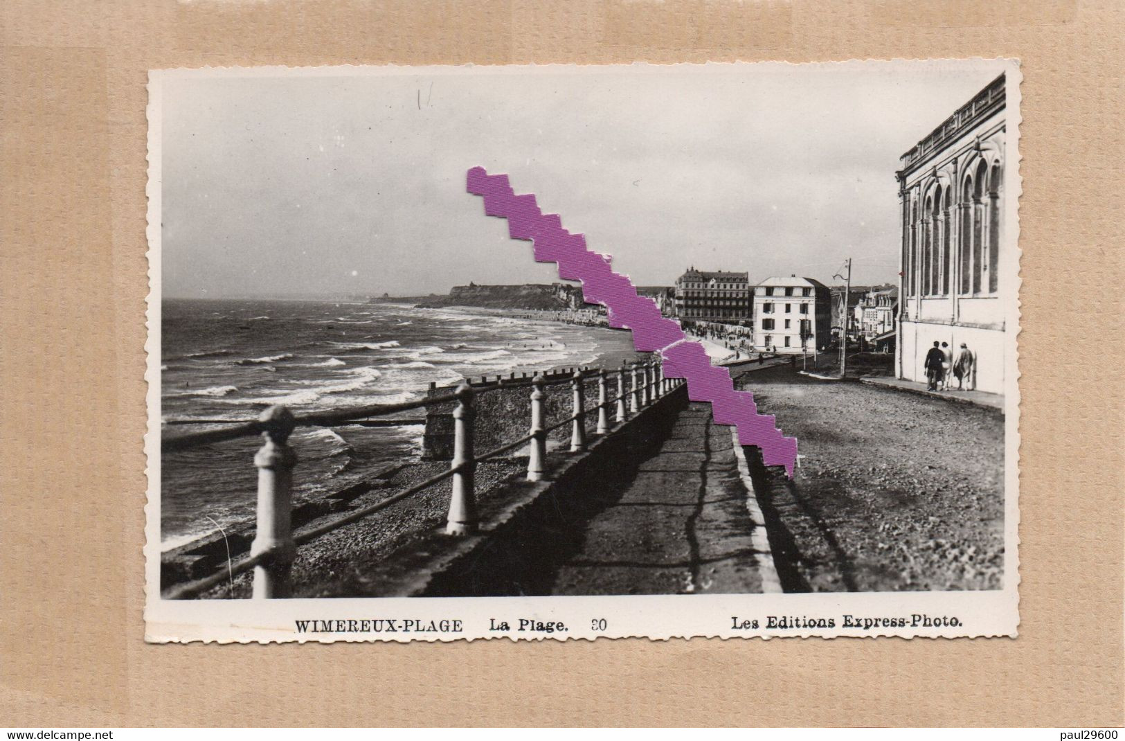 Dept 62 : ( Pas De Calais ) Wimereux-Plage, La Plage à Marrée Haute, Rue, Trottoirs, Rambarde, Habitations, Animée, - Andere & Zonder Classificatie