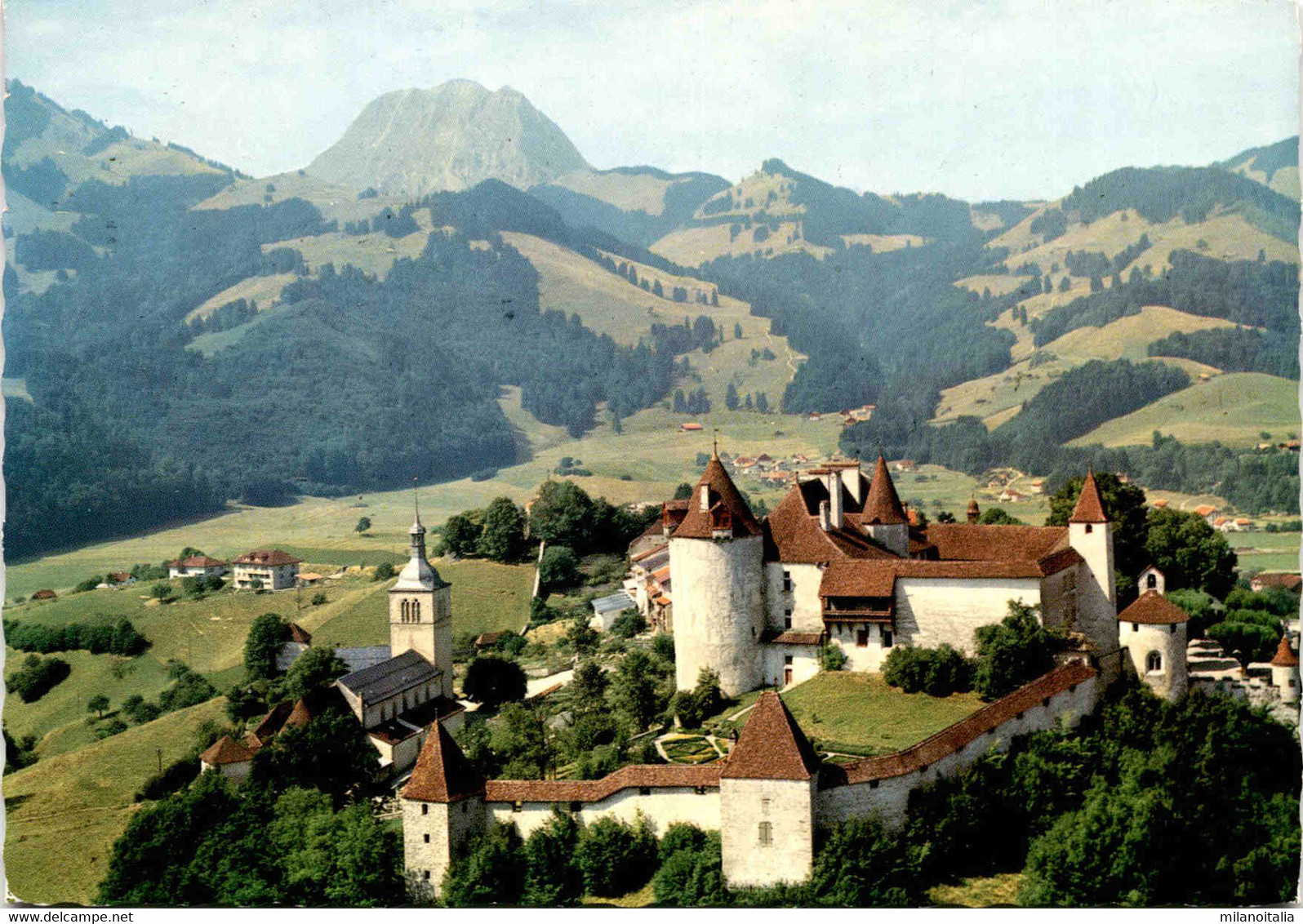 Gruyeres - Le Chateau Et Le Moleson (3504) * 25. 7. 1970 - Gruyères