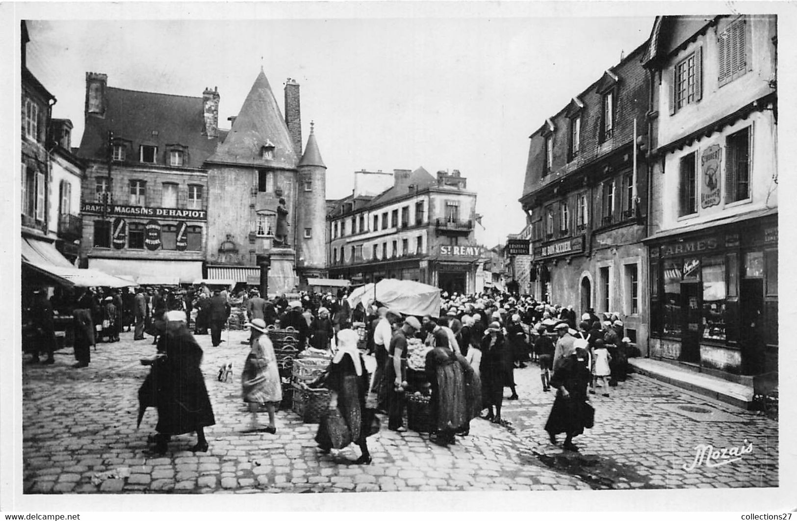 56-PONTIVY- PLACE DU MARTRAY ET SES BELLES MAIONS DU XVI ES - Pontivy