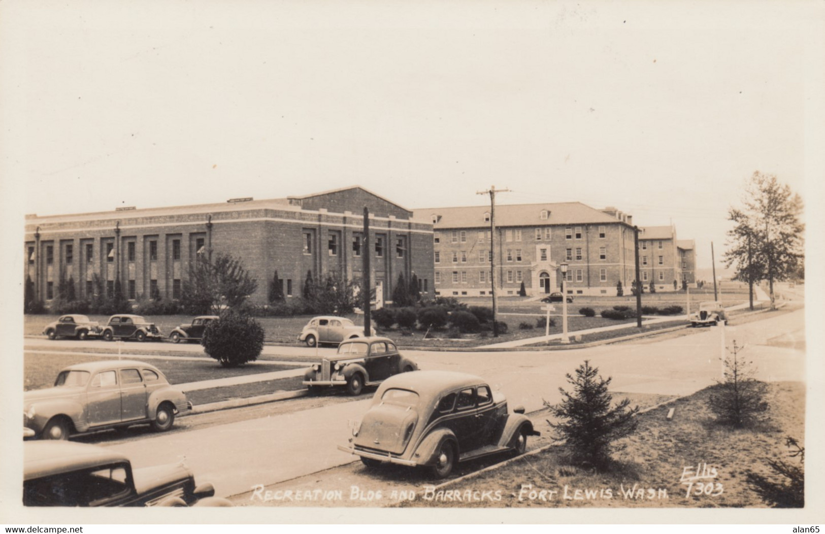 Tacoma Washington, Recreation Building & Barracks, Autos, C1940s Vintage Ellis #7303 Real Photo Postcard - Tacoma