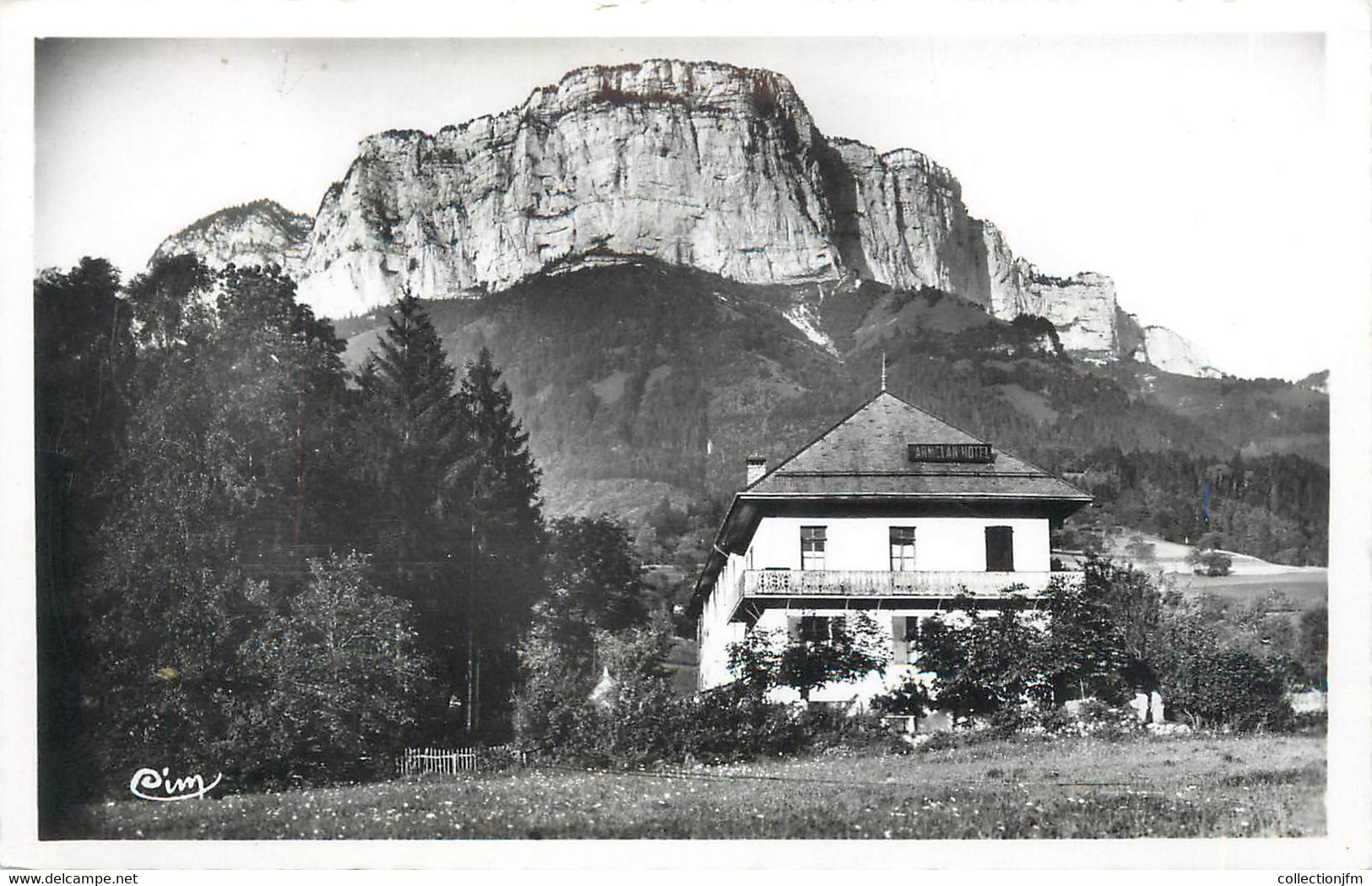 CPSM FRANCE 74 "Dingy St Clair, Hôtel Du Parmelan Et Le Perthuis". - Dingy-Saint-Clair