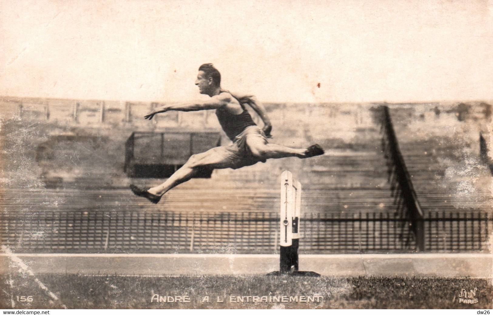 Athlétisme, Course De Haies - Géo André à L'Entrainement - Edition Noyer - Carte A.N. N° 156 Non Circulée - Athletics