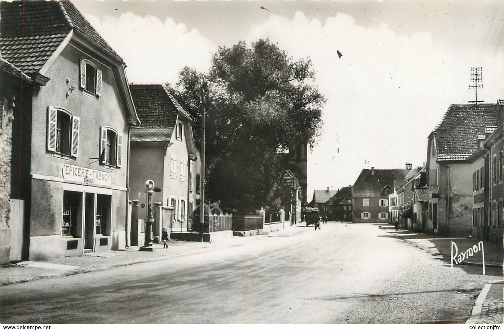 CPSM FRANCE 68 " Habsheim, La Grande Rue". - Habsheim