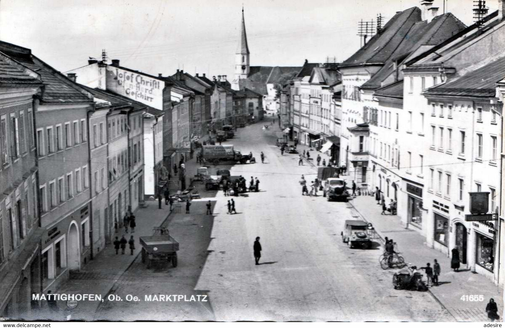 MATTIGHOFEN In OÖ - Marktplatz, Belebte Strassenansicht, Lastautos, Fotokarte Gel.1967 - Mattighofen