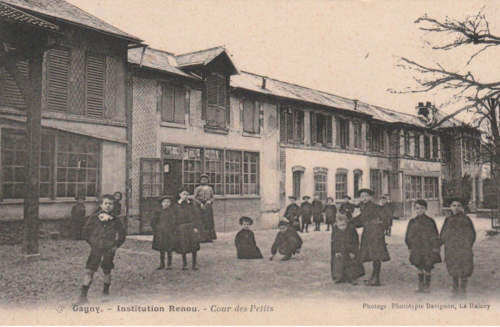 GAGNY 93) -  Institution Renou - Cours Des Petits - Gagny