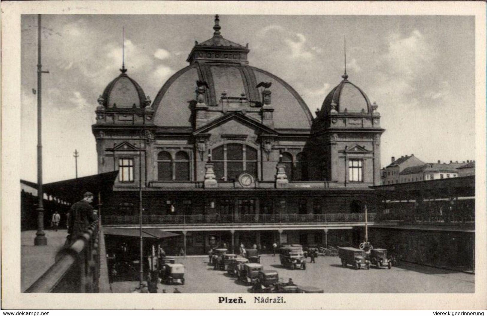 ! Alte Ansichtskarte, 1935, Bahnhof, Pilsen, Plzen, Nadrazil - Estaciones Sin Trenes