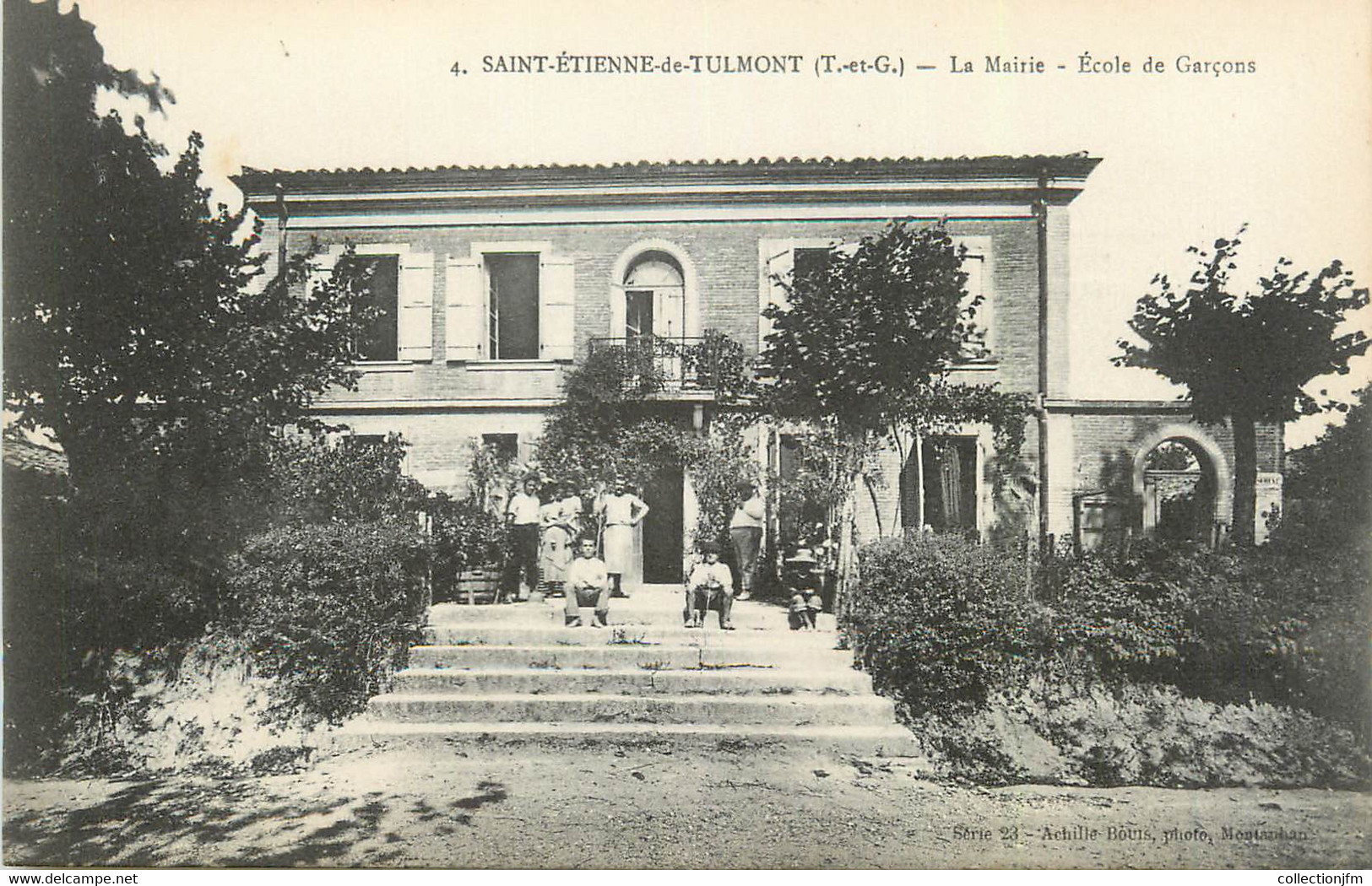 CPA FRANCE 82 " St Etienne De Tulmont, La Mairie Et L'école Des Garçons" - Saint Etienne De Tulmont