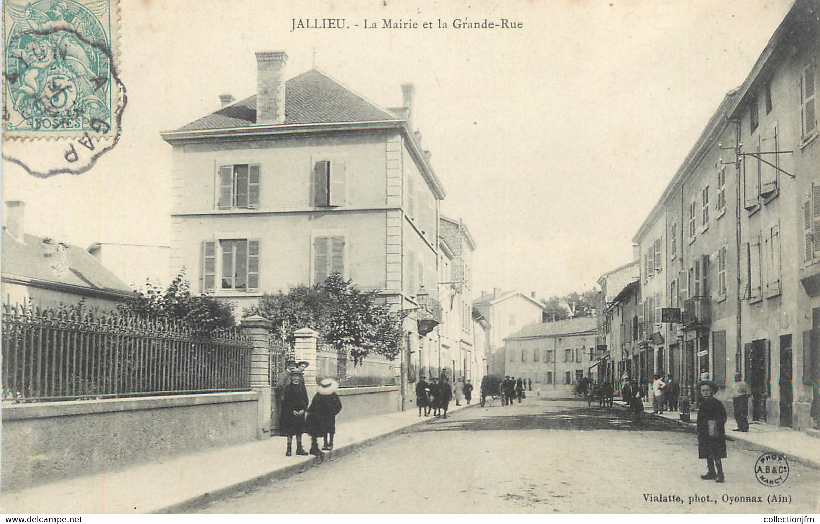 CPA FRANCE 38 " Jallieu, La Mairie Et La Grande Rue" - Jallieu