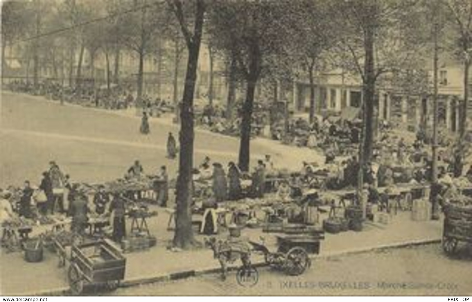 REF4111/ CP-PK Ixelles-Bruxelles Marché Sainte-Croix Animée - Markets