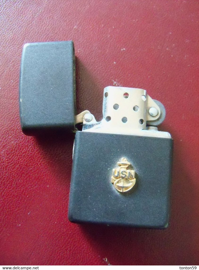 Ancien Briquet ZIPPO U S N Marine Américaine, Noir Mat. - Zippo