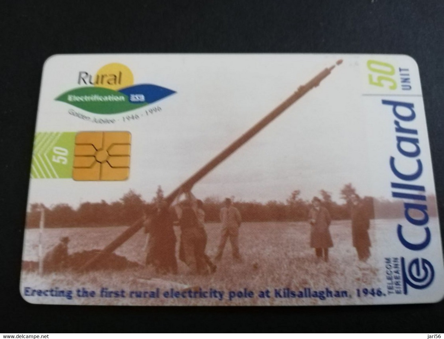 IRELAND /IERLANDE   CHIPCARD  50  UNITS  ERECTING THE FIRST ELECTRICITY POLE           CHIP   ** 5266** - Irland