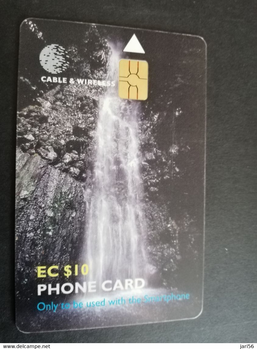 ST VINCENT & GRENADINES CHIPCARD   $10,- FALLS OF BALEINE     Fine Used Card  ** 5314** - San Vicente Y Las Granadinas