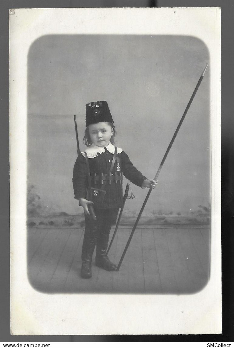 Carte Photo Aéro-Photo à Saint Brieuc. Enfant En Tenue De Cosaque (5987) - Saint-Brieuc