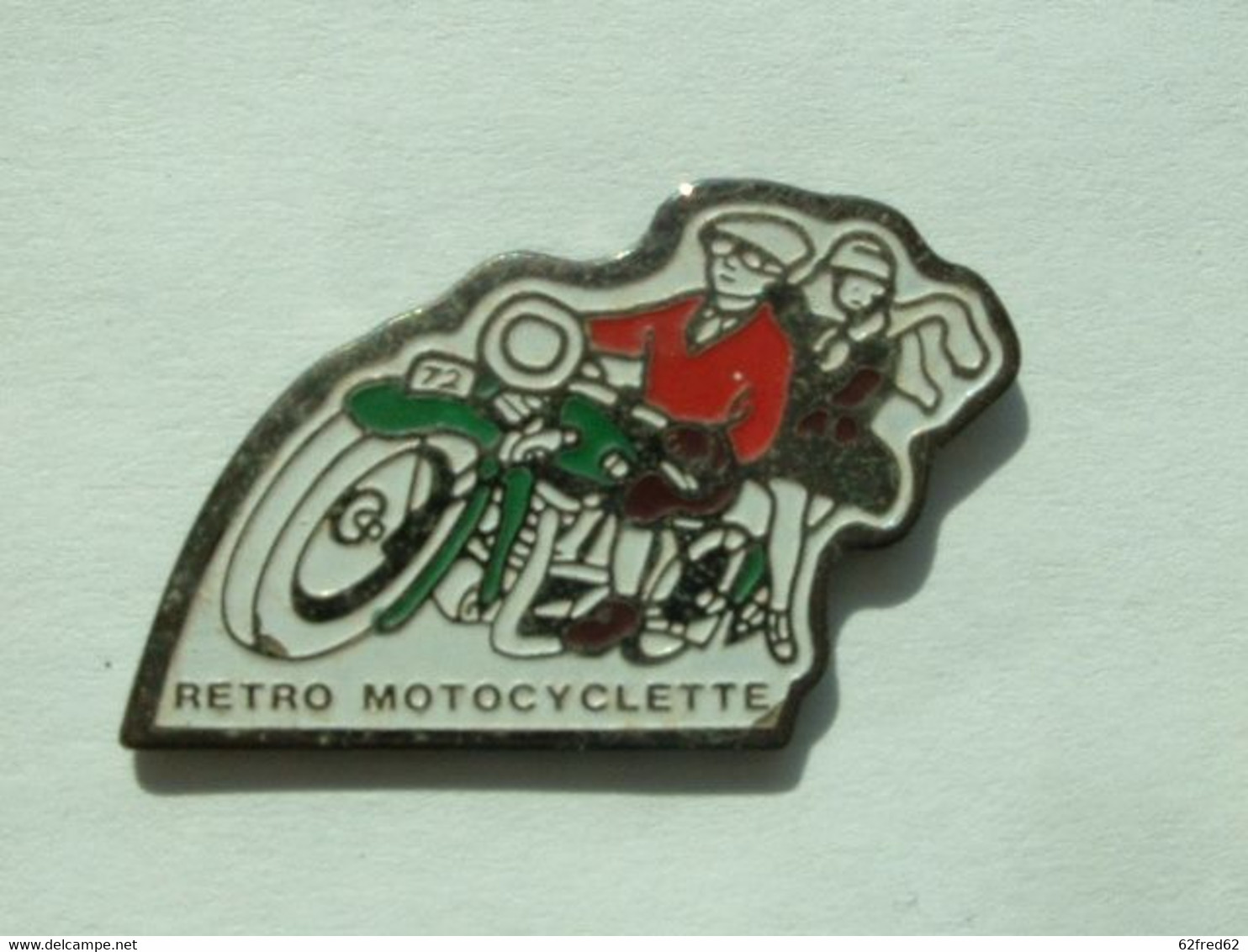 Pin's RETRO MOTOCYCLETTE - Motos