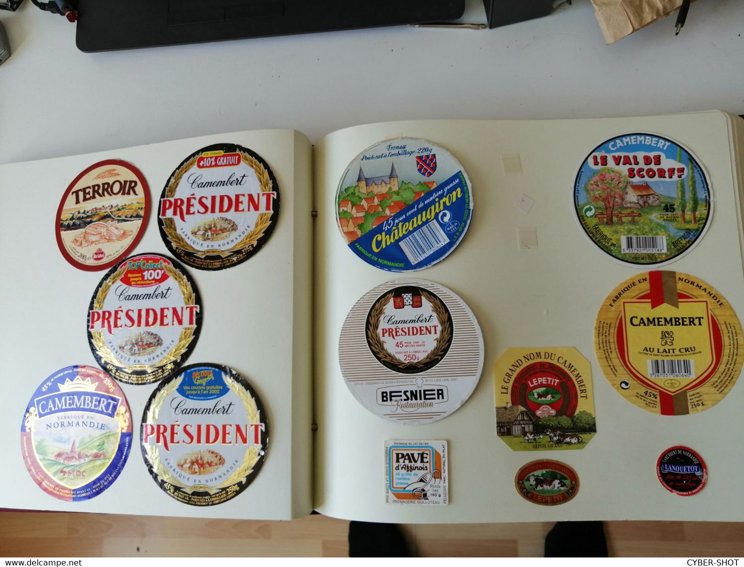 Super LOT DE PLUS DE 1000 ÉTIQUETTES VINTAGE DE FROMAGES