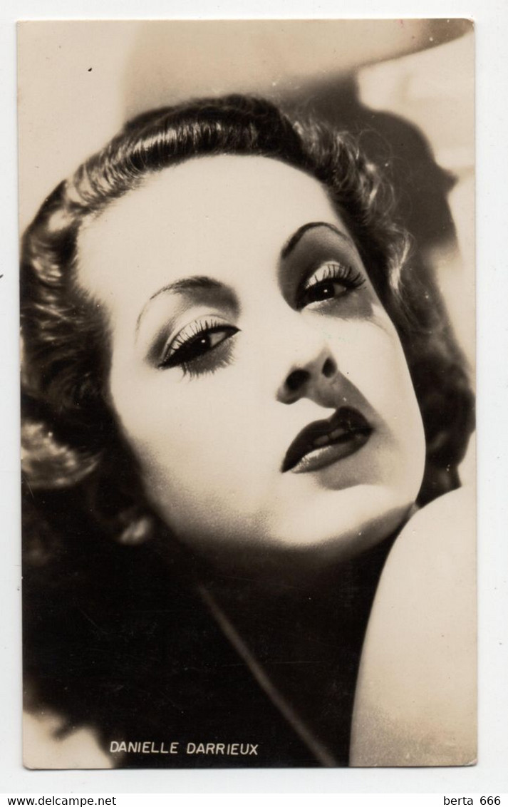 Danielle Darrieux  Actress Original Real Photo - Personalidades Famosas