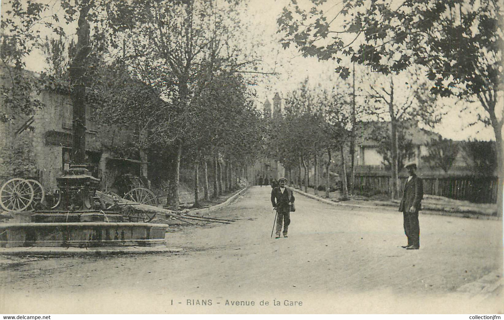 CPA FRANCE 83 " Rians, Avenue De La Gare" - Rians