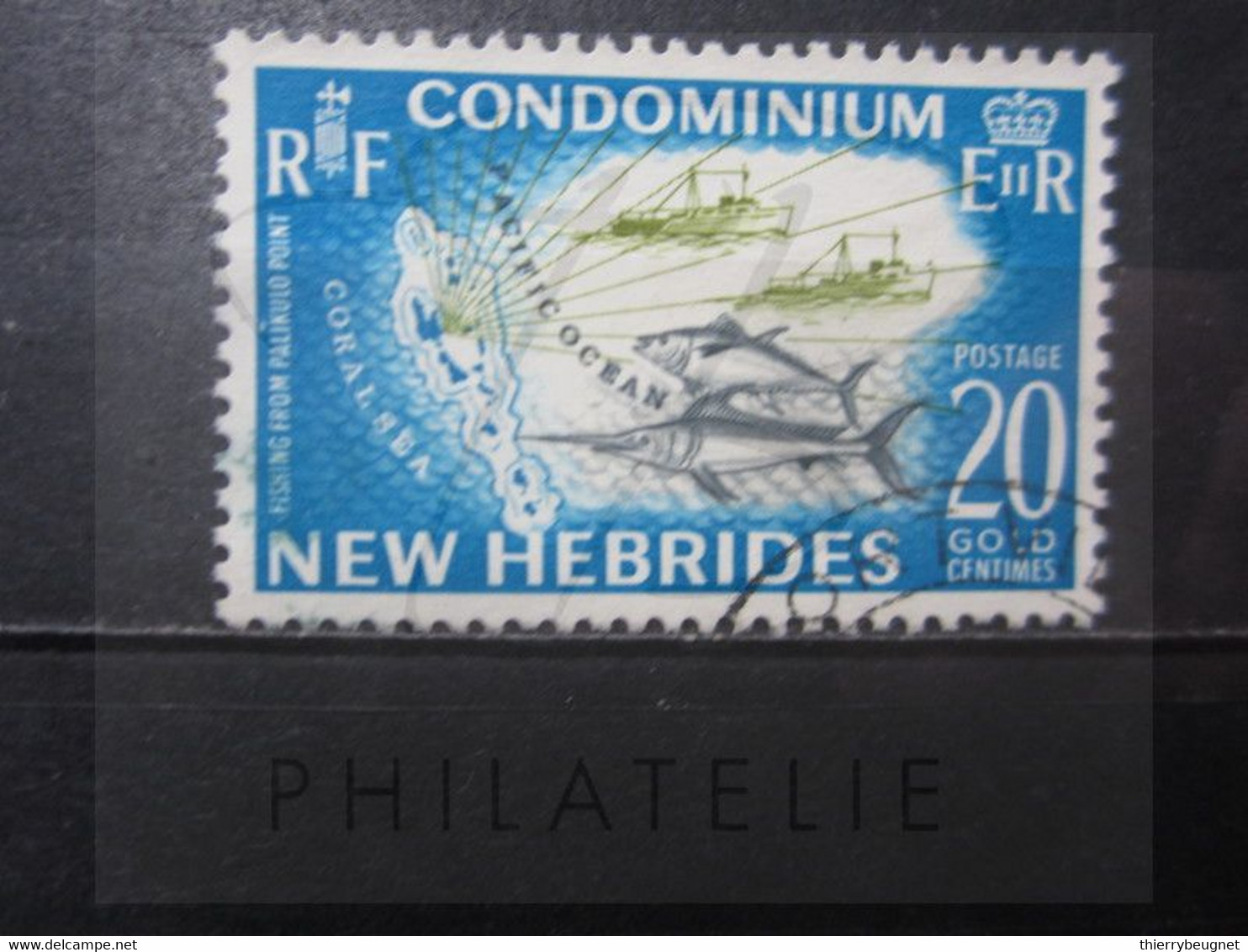 VEND BEAU TIMBRE DES NOUVELLES-HEBRIDES N° 220 !!! - Usati