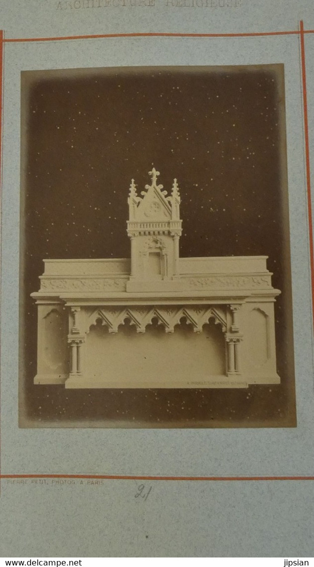 par Pierre Petit (1831- 1905) 29 photos albuminées 18 x 13 cm Architecture Religieuse éditée par Pairault Thézard --- GF