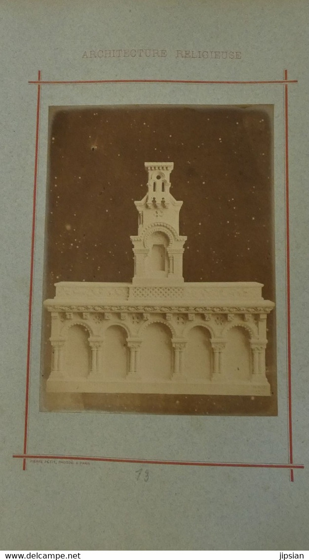 par Pierre Petit (1831- 1905) 29 photos albuminées 18 x 13 cm Architecture Religieuse éditée par Pairault Thézard --- GF