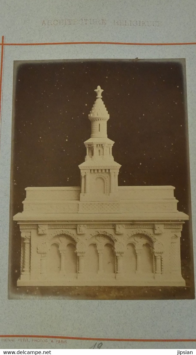 par Pierre Petit (1831- 1905) 29 photos albuminées 18 x 13 cm Architecture Religieuse éditée par Pairault Thézard --- GF