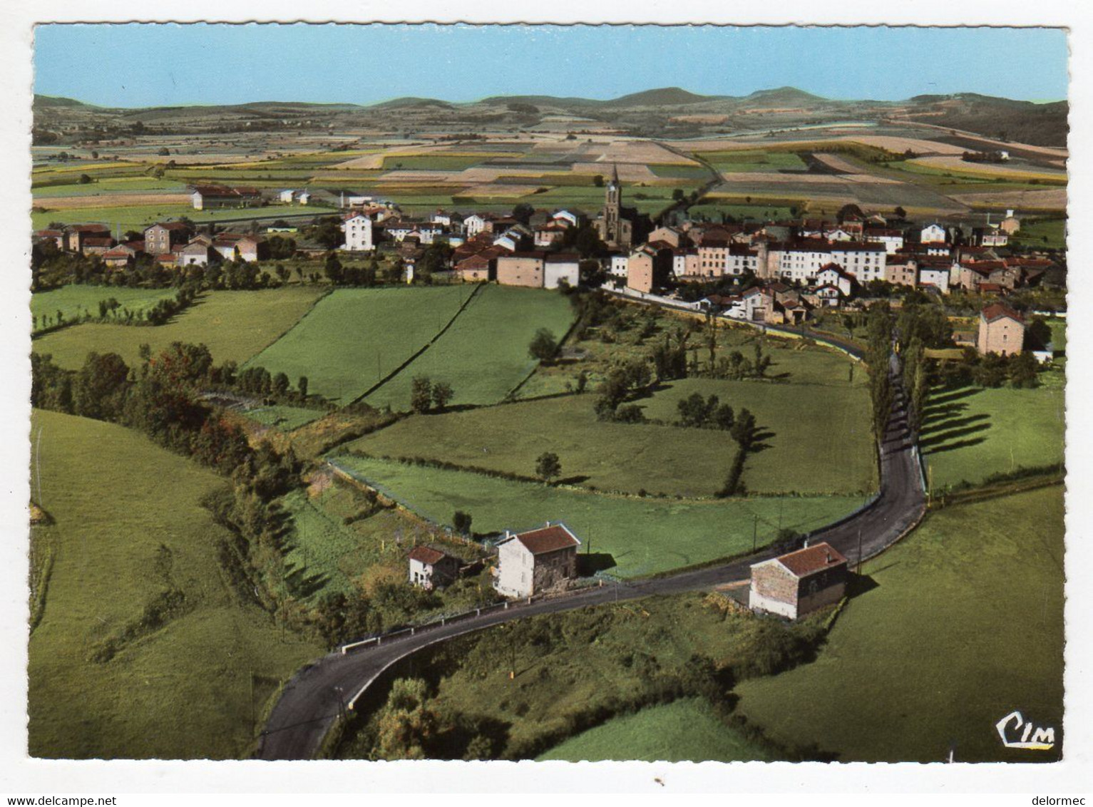 CPSM Photo Couleur Loudes Haute Loire 43 Vue Générale Aérienne éditeur Combier à Mâcon - Loudes