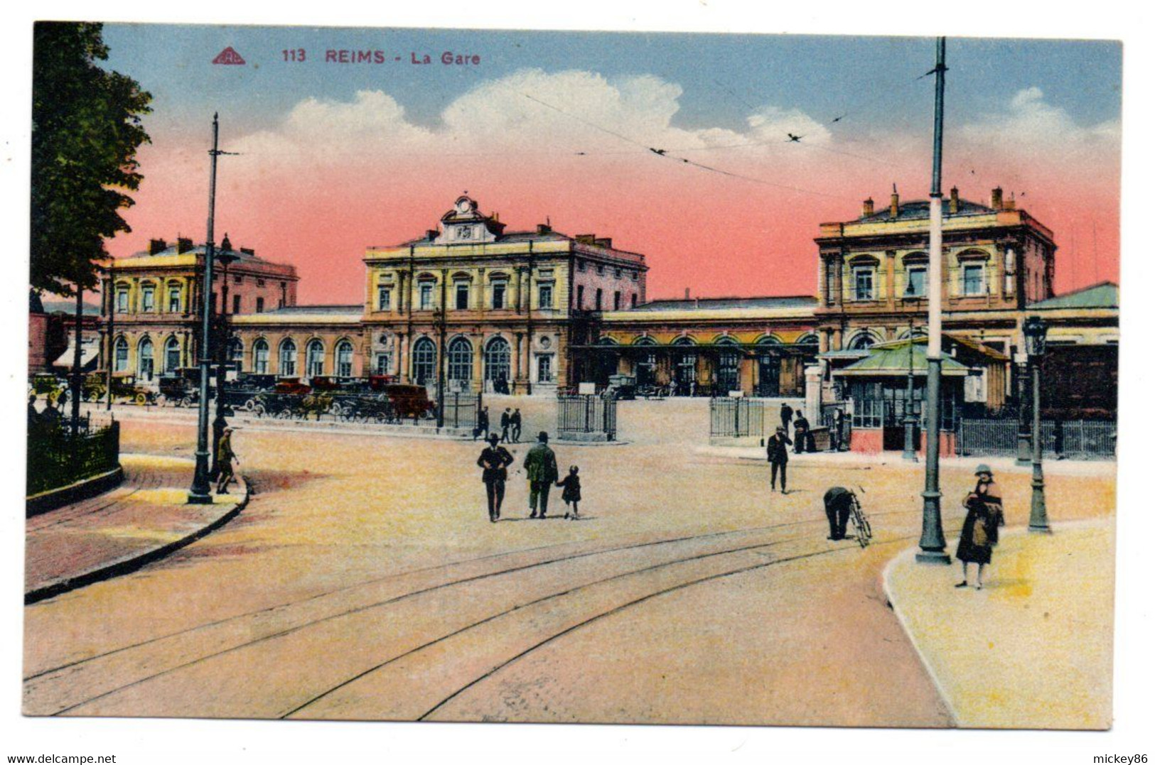 REIMS --- La Gare  ( Petite Animation).............carte  Colorisée......... à Saisir - Reims