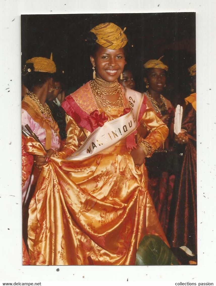 Photographie , Pin Up , MARTINIQUE , Reine Du Carnaval ,1982 , 125 X 90 Mm - Pin-ups