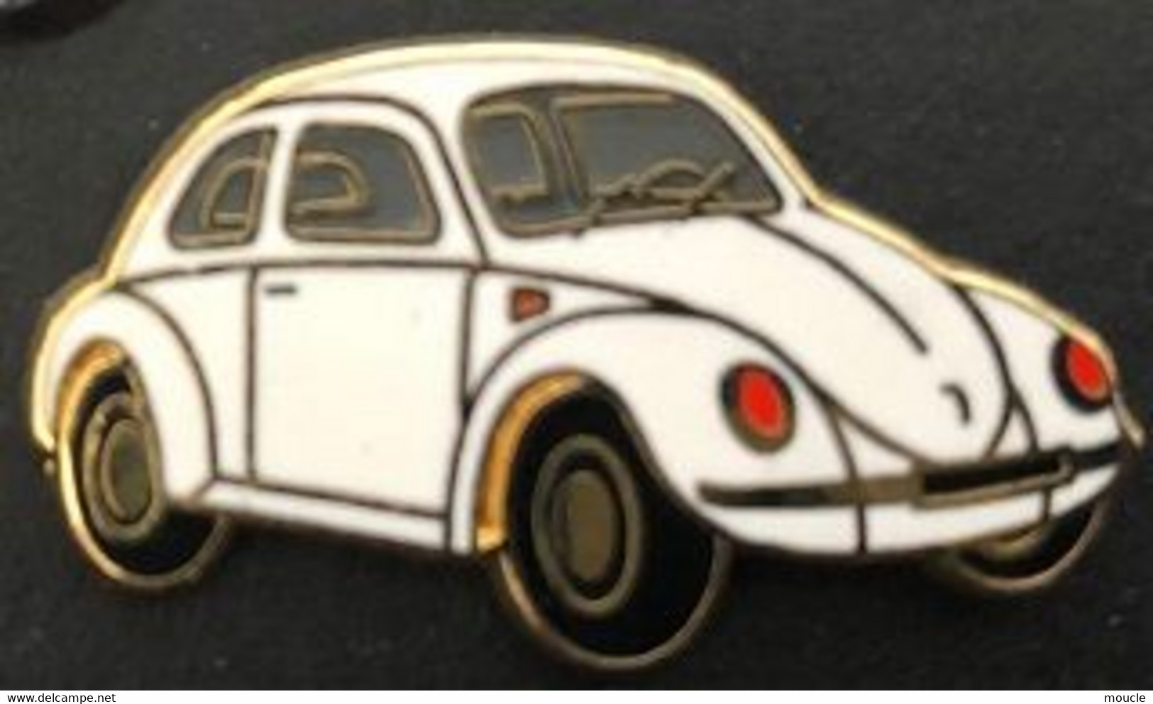 VW - VOITURE - CAR - AUTOMOBILE - BALLARD - COCCINELLE BLANCHE (3cm /1,5cm) - EGF - VOLKSWAGEN - PHARES ROUGE -  (JAUNE) - Volkswagen