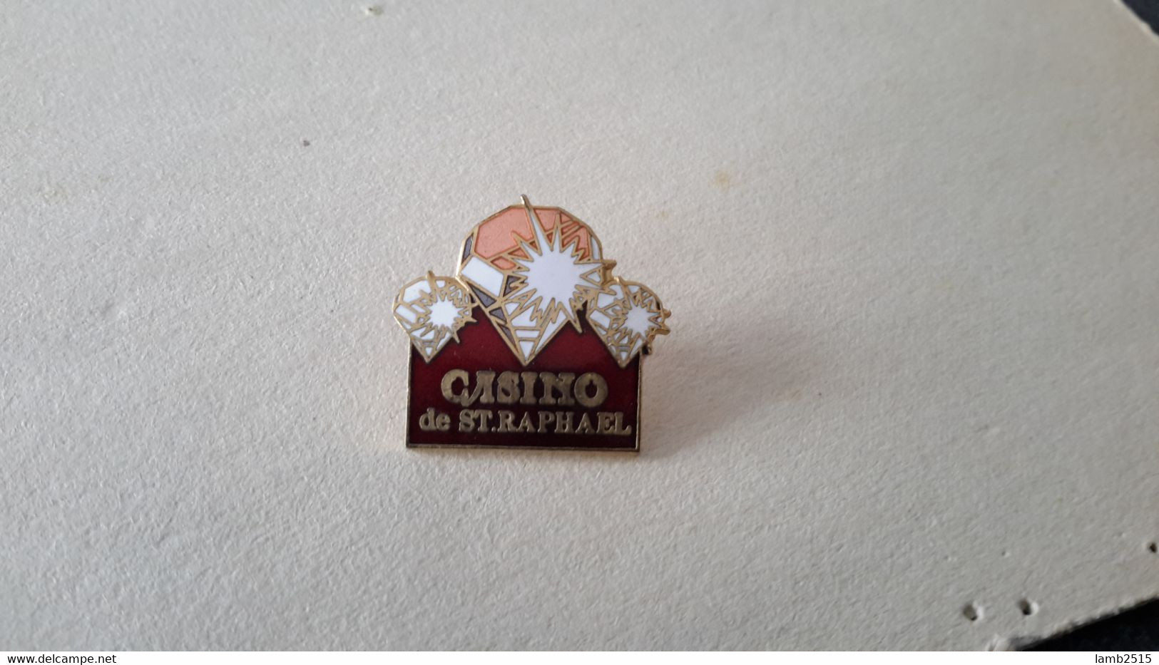 PINS  JEUX  :  CASINO De SAINT RAPHAEL - Jeux