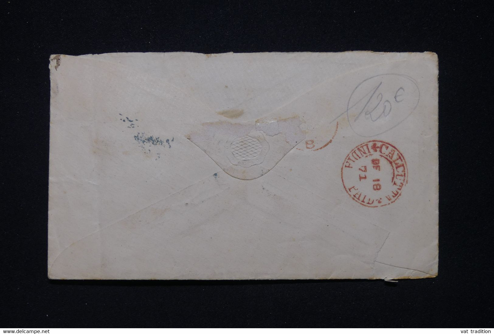 INDE - Enveloppe Pour Londres En 1871, Affr. Victoria Avec Griffe " Stampaid ", Cachet De Calcutta Au Verso  - L 96693 - 1858-79 Crown Colony