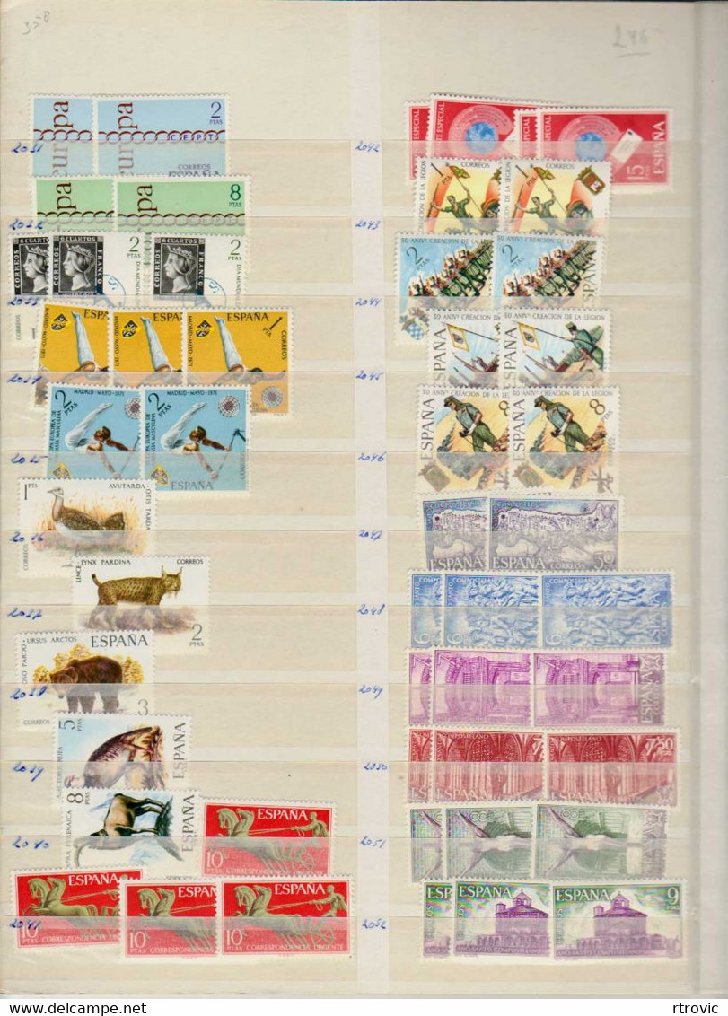 Espagne enorme Stock de timbres MNH des années 1969 à 1982 - Vendu sans le classeur