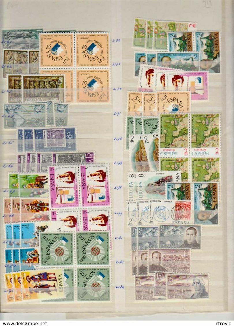 Espagne enorme Stock de timbres MNH des années 1969 à 1982 - Vendu sans le classeur