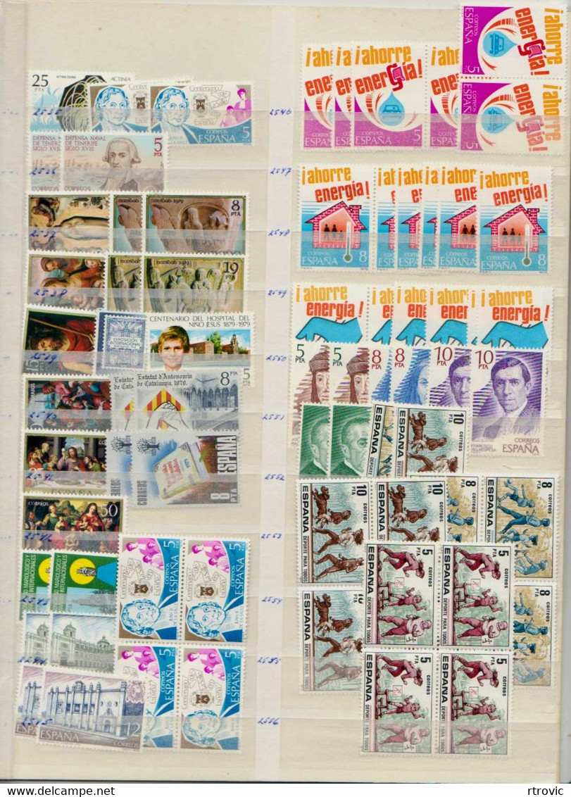 Espagne enorme Stock de timbres MNH des années 1969 à 1982 - Vendu sans le classeur