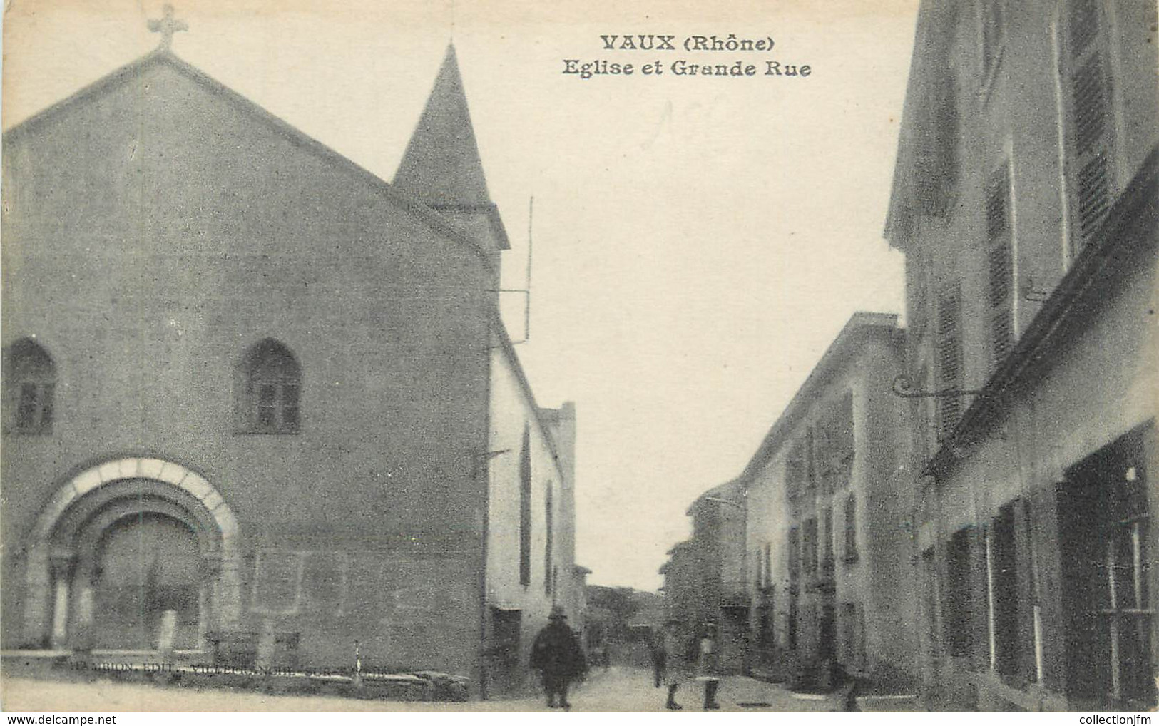 CPA FRANCE 69 " Vaulx, Eglise Et Grande Rue" - Vaux-en-Velin