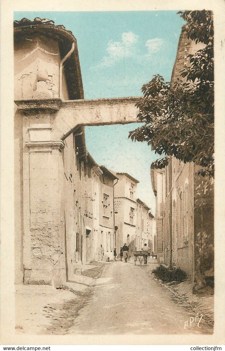 CPA FRANCE 84 "Lapalud, Porte Général Julien, Entrée De La Grande Rue" - Lapalud