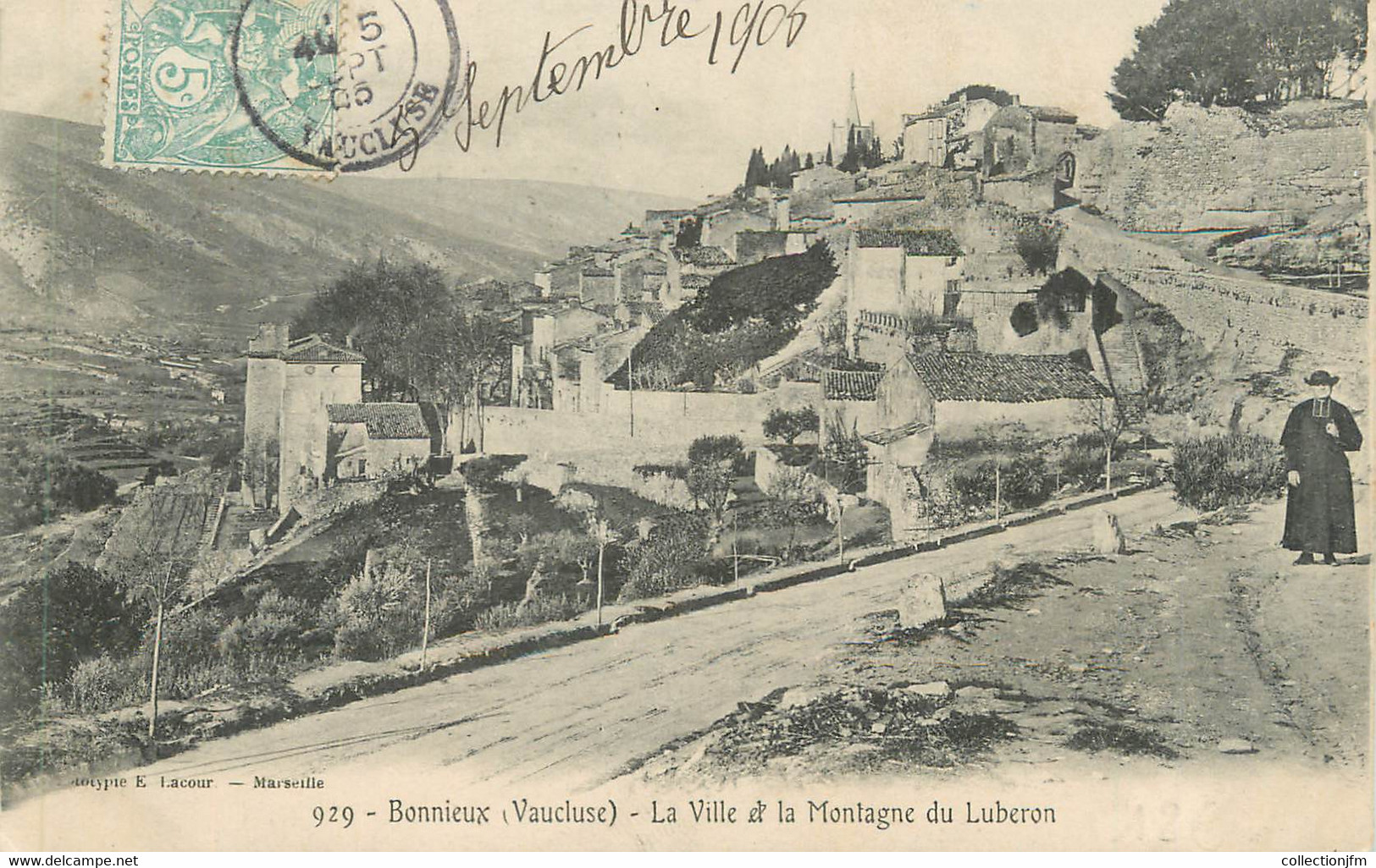 CPA FRANCE 84 "Bonnieux, La Ville Et La Montagne Du Lubéron" - Bonnieux