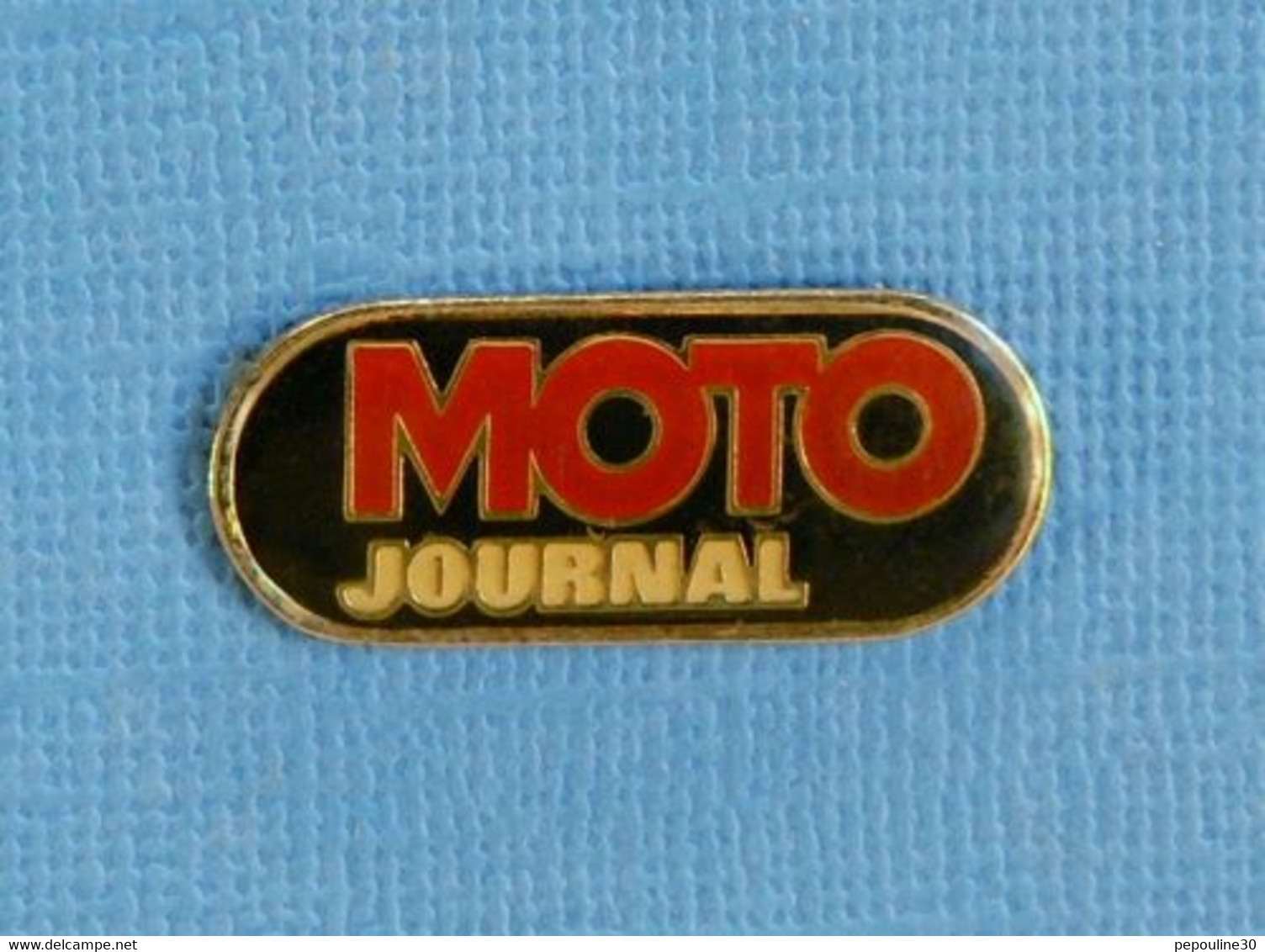 1 PIN'S //  ** PRESSE / MOTO JOURNAL / MAGAZINE BIMESTRIEL FRANÇAIS ** - Motos