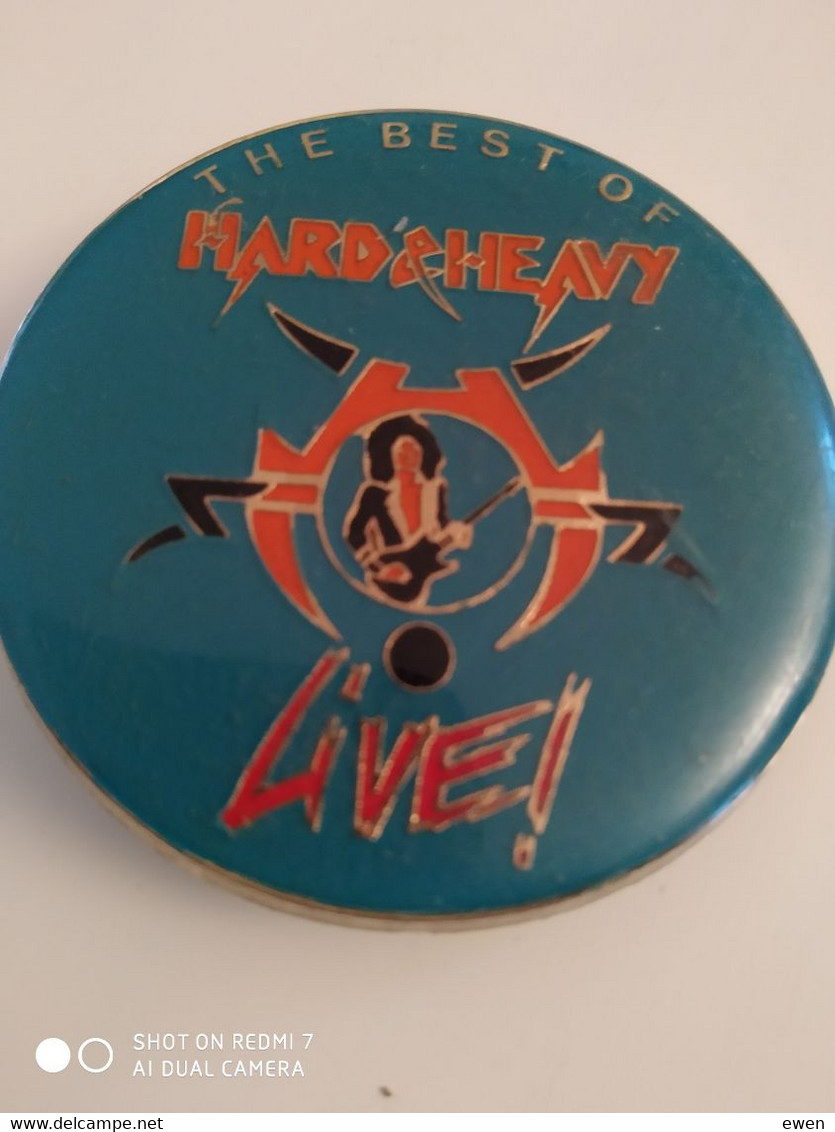 Joli Badge émaillé Ancien "Hard Heavy Live". (Decat Paris) - Sin Clasificación