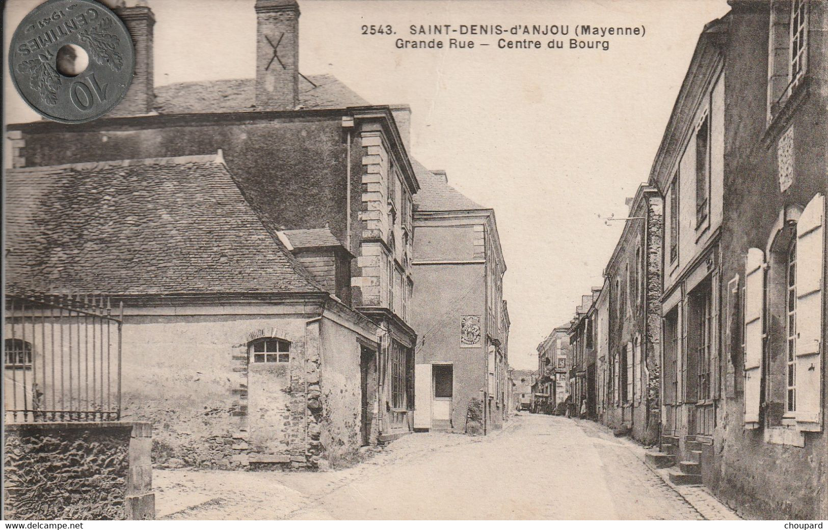 53 -  Carte Postale Ancienne De   Saint Denis D'Anjou   Centre Bourg - Autres & Non Classés