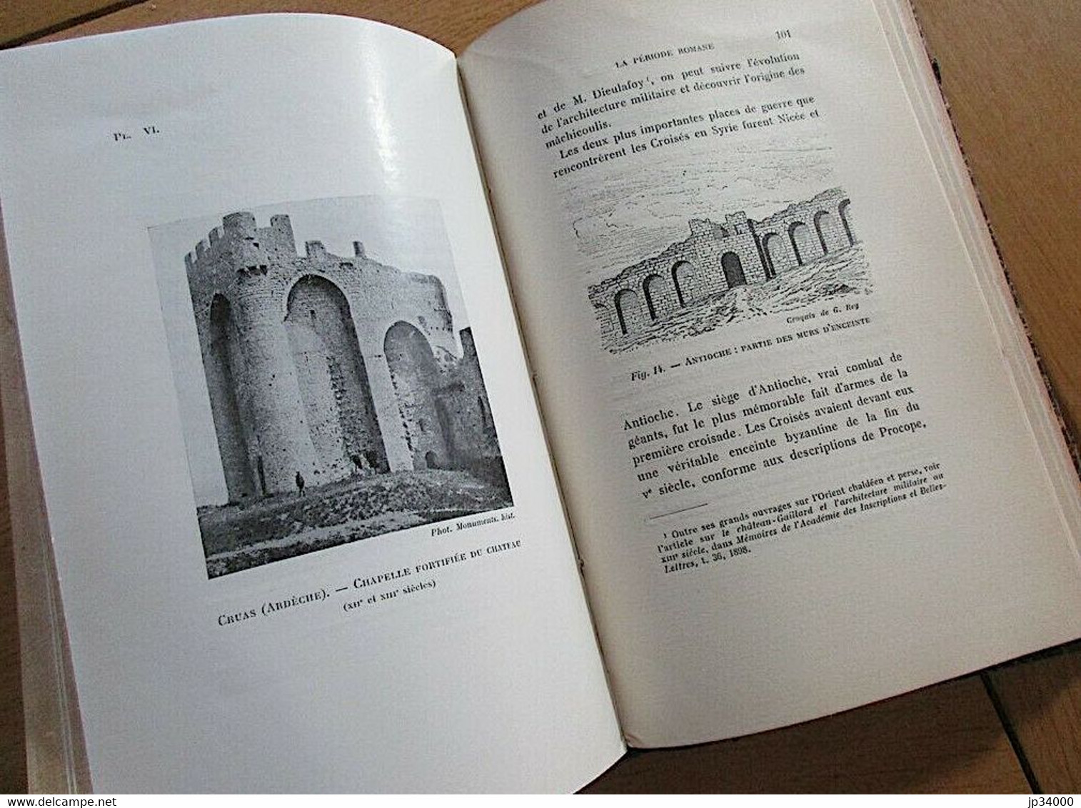 VIEILLES EGLISES FORTIFIEES MIDI FRANCE RAYMOND REY ( Laurens en 1925) Bon état