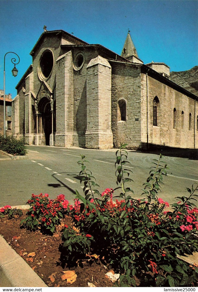 04 Sisteron La Cathédrale - Sisteron