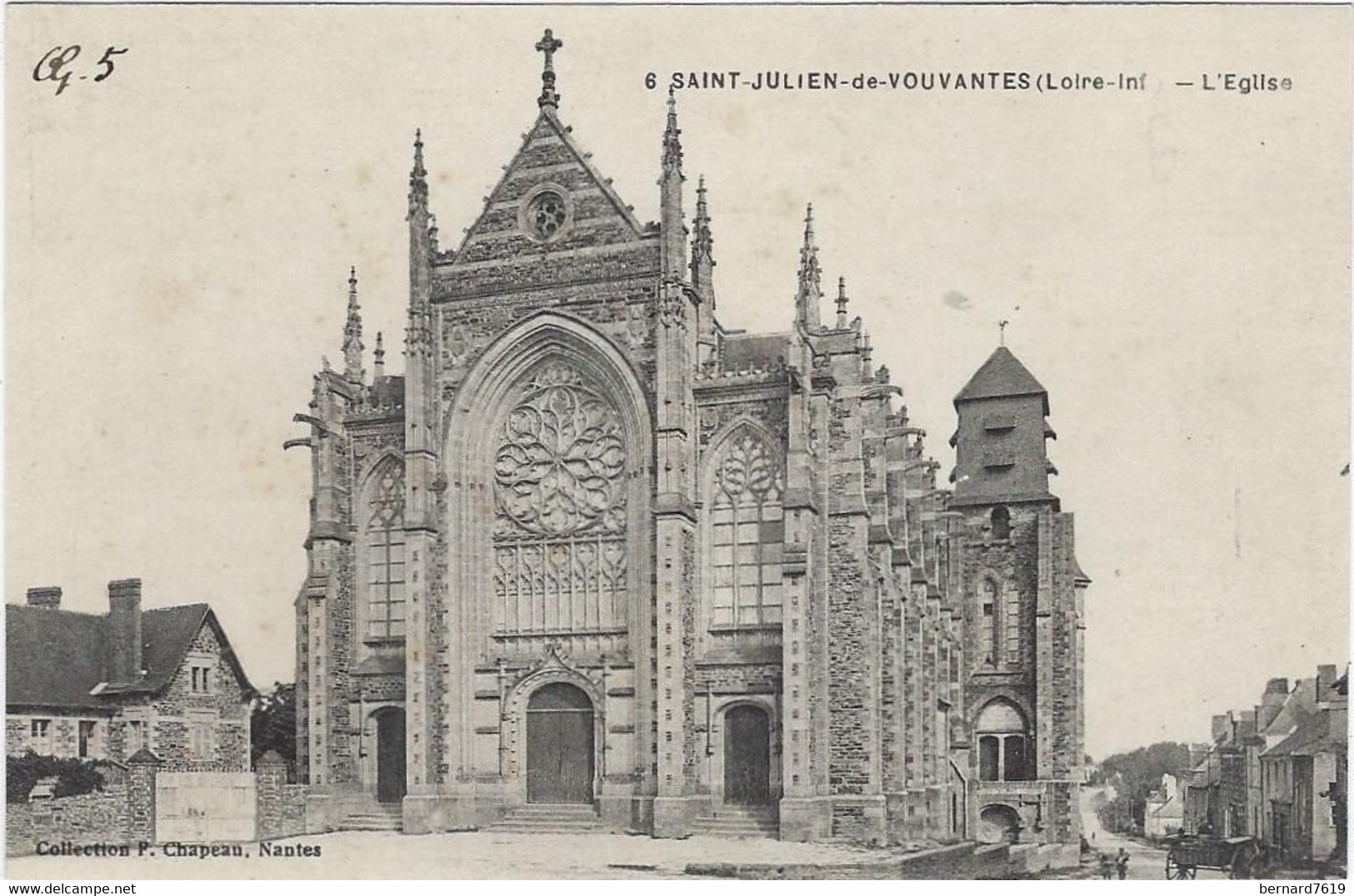 44  Saint Julien De  Vouvantes  -  L'eglise - Saint Julien De Vouvantes