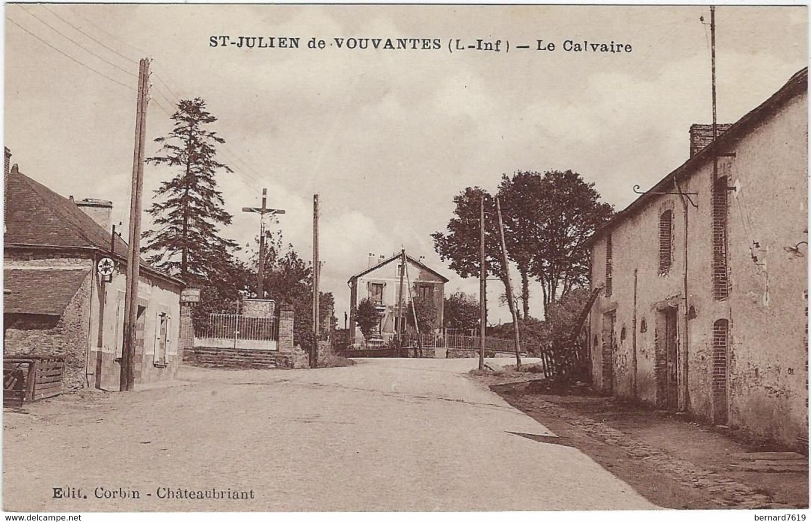 44  Saint Julien De  Vouvantes  -  Le Calvaire - Saint Julien De Vouvantes