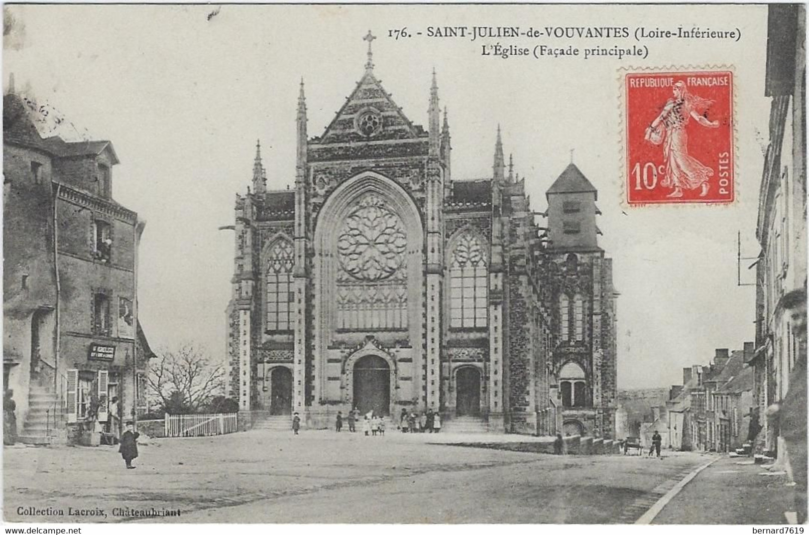 44  Saint Julien De  Vouvantes  -  L'eglise Facade Principale - Saint Julien De Vouvantes