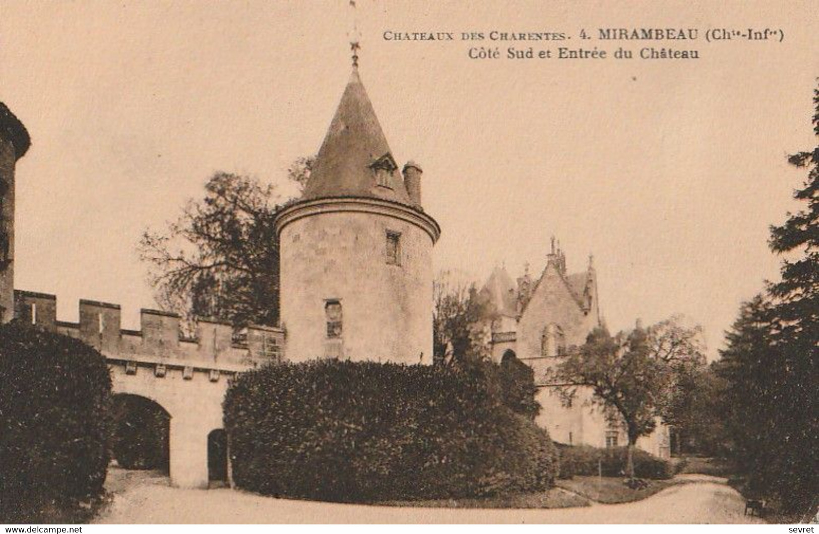 MIRAMBEAU. - Côté Sud Et Entrée Du Château - Mirambeau