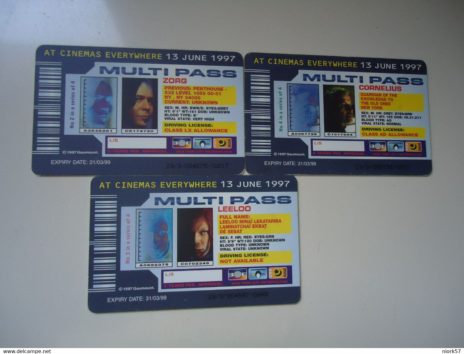 UNITED  KINGDOM  USED CARDS SET  3 CINEMA FIFTH ELEMENT  2 SCAN - Other & Unclassified